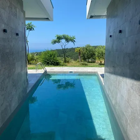 Hilltop Проживание в семье