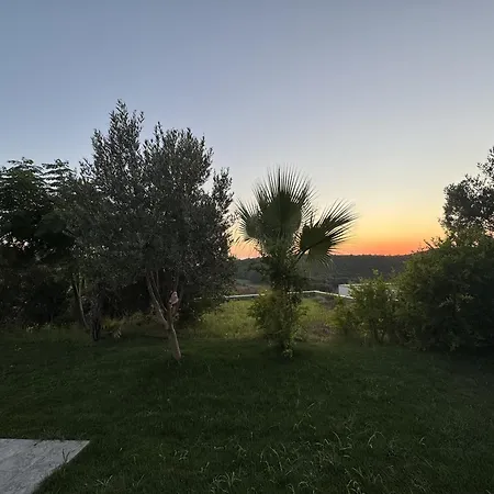 Hilltop منزل للإقامة