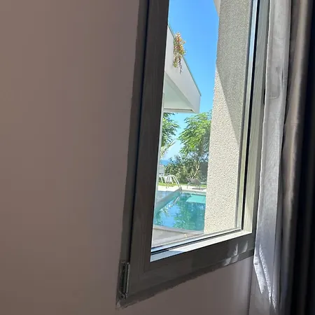 Hilltop منزل للإقامة