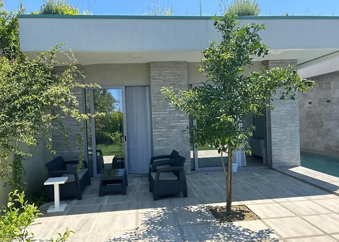 Kwatera prywatna Hilltop Shetaj